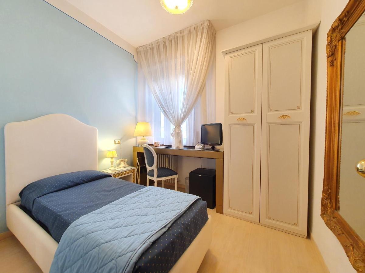 Hotel Continentale Arezzo Ngoại thất bức ảnh