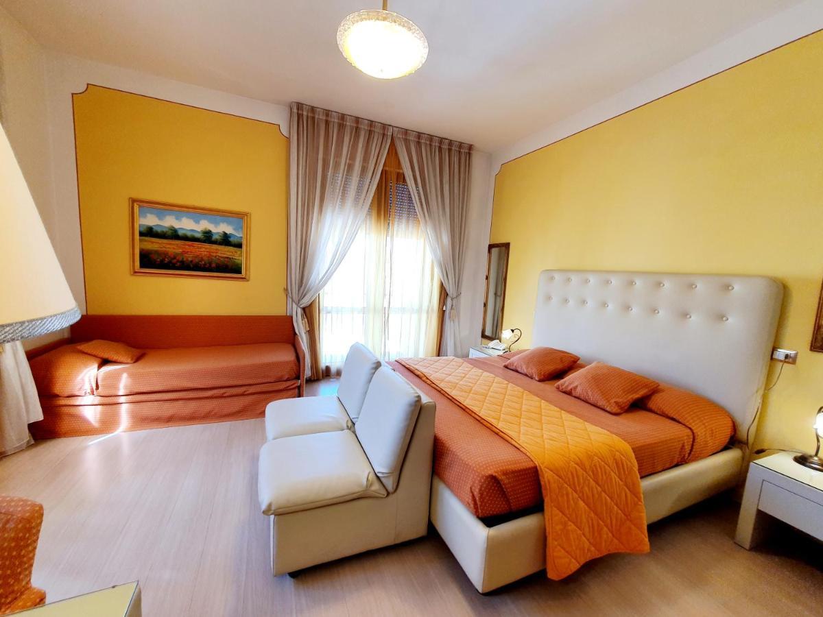Hotel Continentale Arezzo Ngoại thất bức ảnh