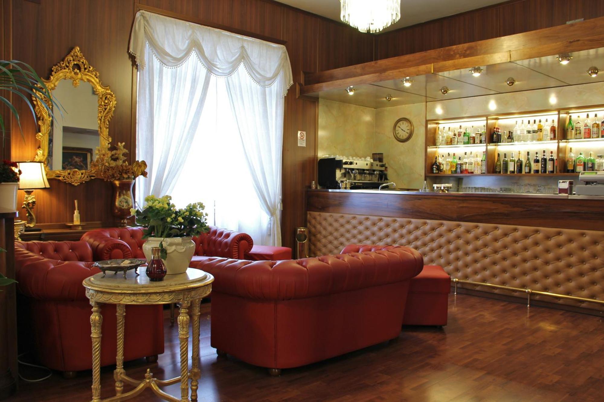 Hotel Continentale Arezzo Ngoại thất bức ảnh